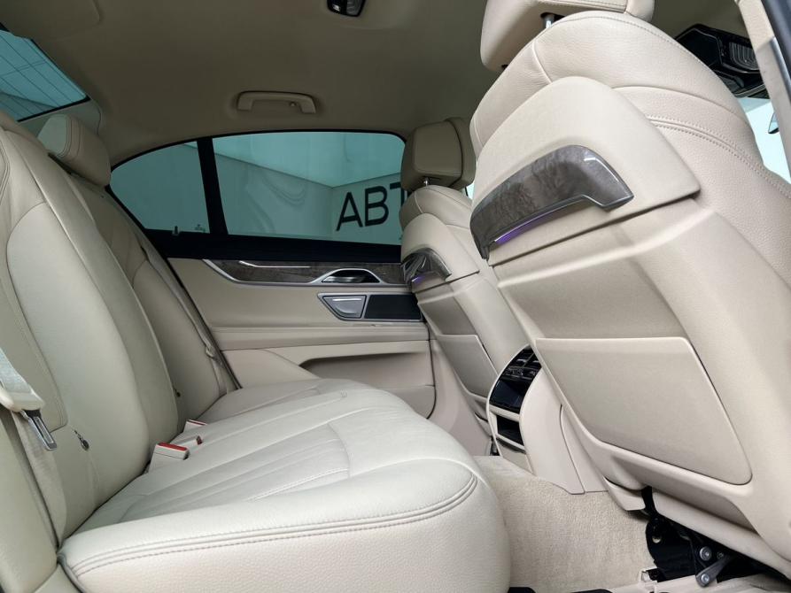 BMW 7 серии VI (G11/G12) Рестайлинг Москва  - изображение 10