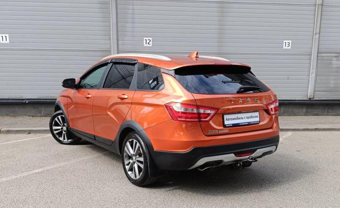 Lada (ВАЗ) Vesta I с пробегом 2020 года, цена 1 099 000 рублей, 111987 км, универсал, Автокод Объявления