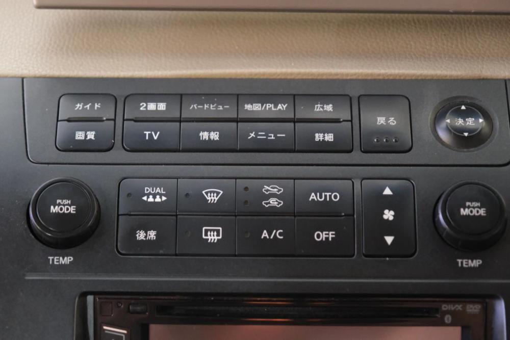 Nissan Elgrand II (E51) Омск  - изображение 17