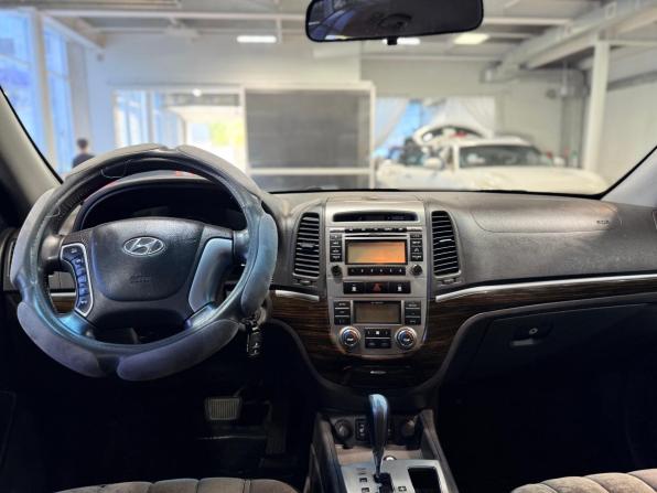 Hyundai Santa Fe II Рестайлинг с пробегом 2011 года, цена 1 399 000 рублей, 243477 км, внедорожник, Автокод Объявления
