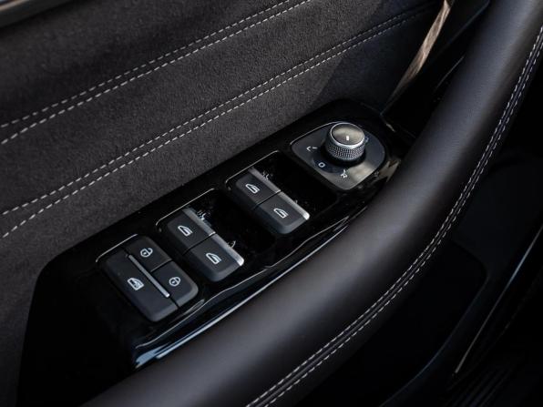 Geely Monjaro I Рестайлинг 2 с пробегом 2026 года, цена 4 280 000 рублей, 88 км, внедорожник, Автокод Объявления