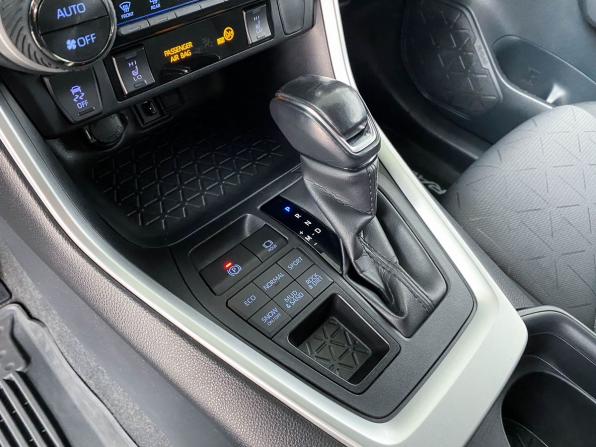 Toyota RAV4 V (XA50) с пробегом 2021 года, цена 3 125 000 рублей, 76316 км, внедорожник, Автокод Объявления