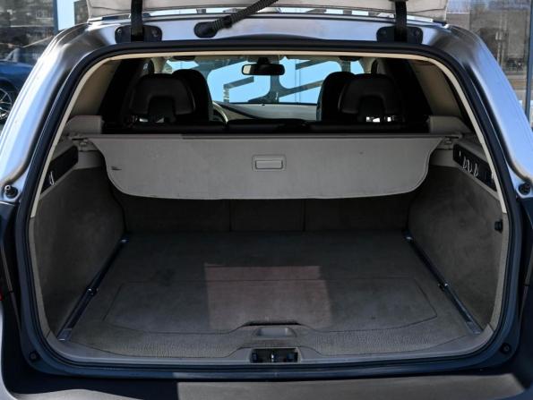 Volvo XC70 II с пробегом 2011 года, цена 1 099 000 рублей, 292353 км, универсал, Автокод Объявления