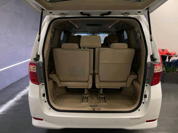 Toyota Alphard II с пробегом 2012 года, цена 2 255 000 рублей, 151231 км, минивэн, Автокод Объявления