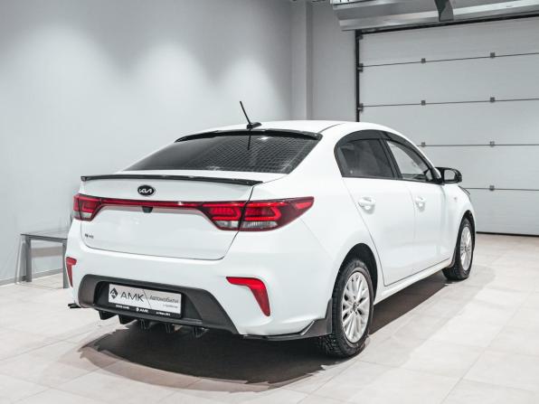 Kia Rio IV с пробегом 2020 года, цена 1 365 000 рублей, 114461 км, седан, Автокод Объявления