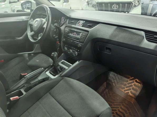 Skoda Octavia III (A7) с пробегом 2013 года, цена 769 000 рублей, 258000 км, лифтбек, Автокод Объявления