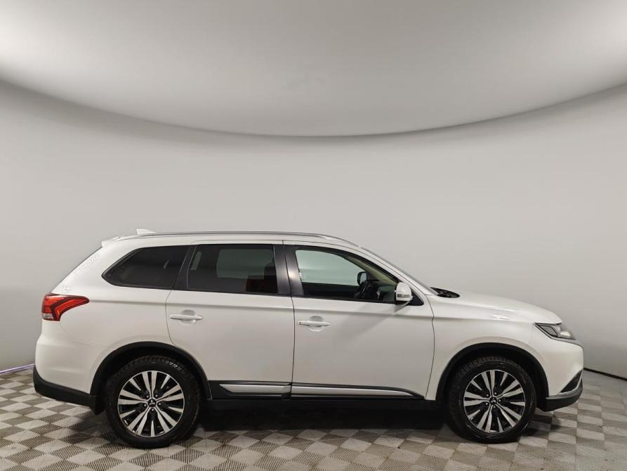 Mitsubishi Outlander III Рестайлинг 2 Москва  - изображение 4
