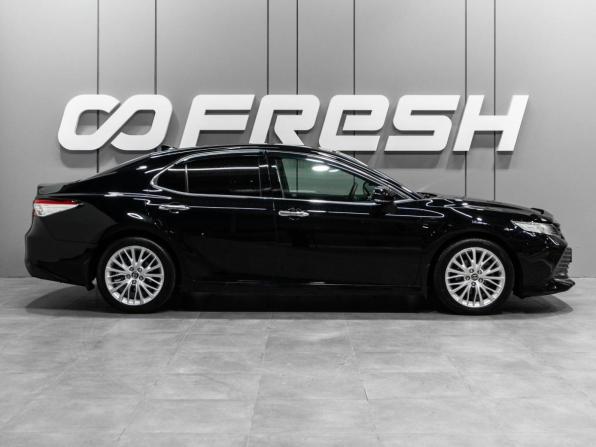 Toyota Camry VIII (XV70) с пробегом 2019 года, цена 2 599 000 рублей, 84484 км, седан, Автокод Объявления