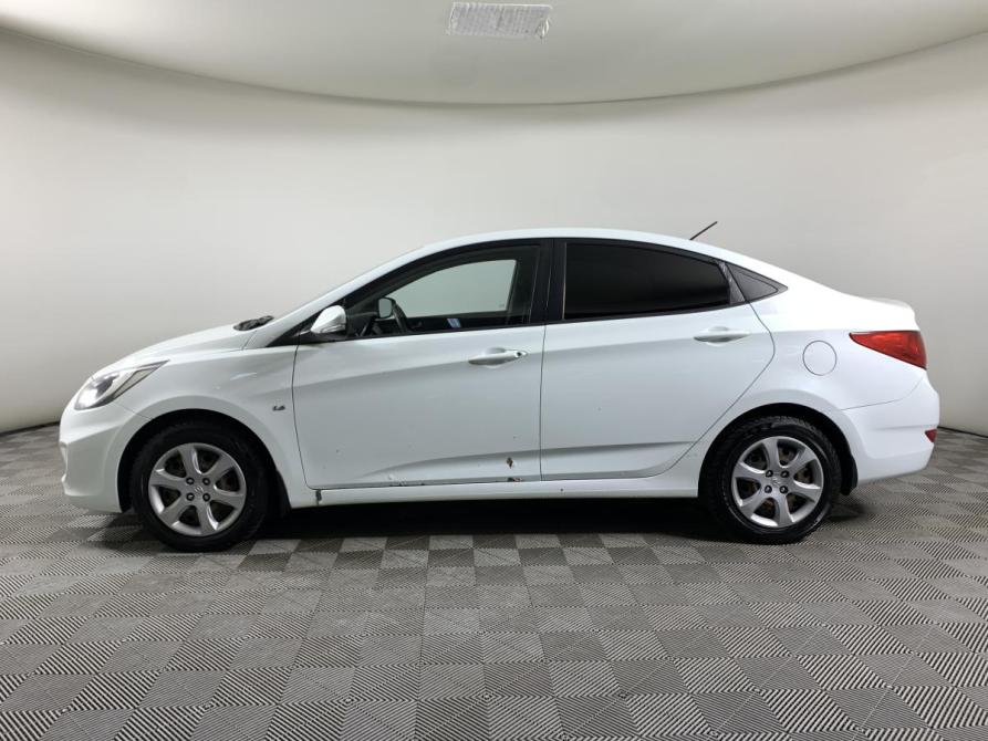 Hyundai Solaris I Москва  - изображение 8