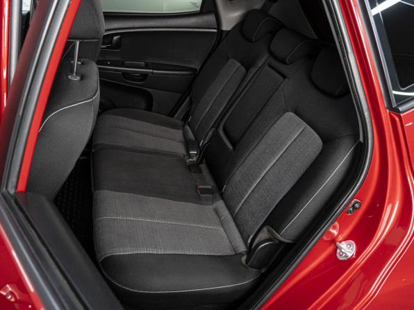 Kia Venga I с пробегом 2012 года, цена 950 000 рублей, 66943 км, компактвэн, Автокод Объявления