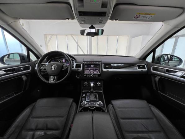 Volkswagen Touareg II Рестайлинг с пробегом 2017 года, цена 2 990 000 рублей, 192402 км, внедорожник, Автокод Объявления