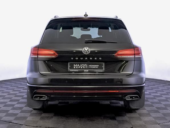 Volkswagen Touareg III с пробегом 2018 года, цена 4 445 000 рублей, 136228 км, внедорожник, Автокод Объявления