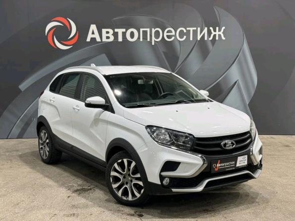 Lada (ВАЗ) XRAY I с пробегом 2018 года, цена 1 080 000 рублей, 56000 км, хэтчбек, Автокод Объявления