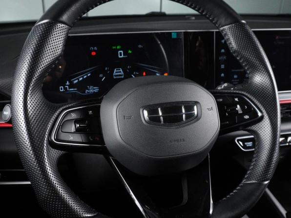 Geely Coolray I с пробегом 2023 года, цена 2 080 000 рублей, 24354 км, внедорожник, Автокод Объявления