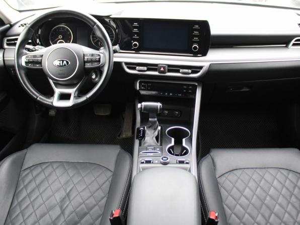 Kia K5 III с пробегом 2021 года, цена 2 239 000 рублей, 80490 км, седан, Автокод Объявления