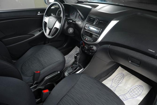 Hyundai Solaris I с пробегом 2014 года, цена 969 000 рублей, 142855 км, седан, Автокод Объявления