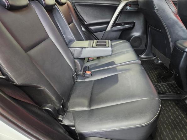 Toyota RAV4 IV (XA40) Рестайлинг с пробегом 2015 года, цена 2 030 000 рублей, 149283 км, внедорожник, Автокод Объявления