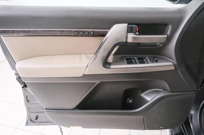 Toyota Land Cruiser 200 Series с пробегом 2011 года, цена 3 149 000 рублей, 242000 км, внедорожник, Автокод Объявления