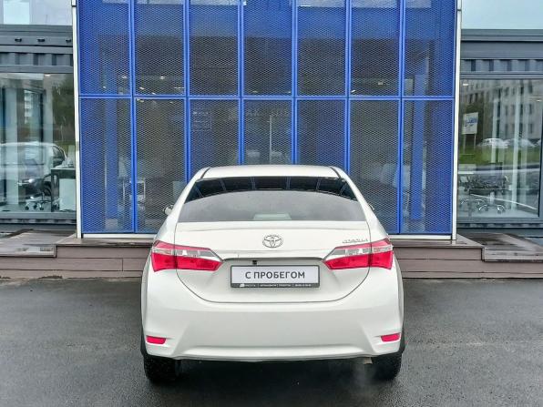 Toyota Corolla XI (E160 E170 E180) Рестайлинг 1 с пробегом 2016 года, цена 1 479 000 рублей, 103700 км, седан, Автокод Объявления
