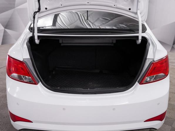 Hyundai Solaris I Рестайлинг с пробегом 2014 года, цена 1 045 000 рублей, 92982 км, седан, Автокод Объявления