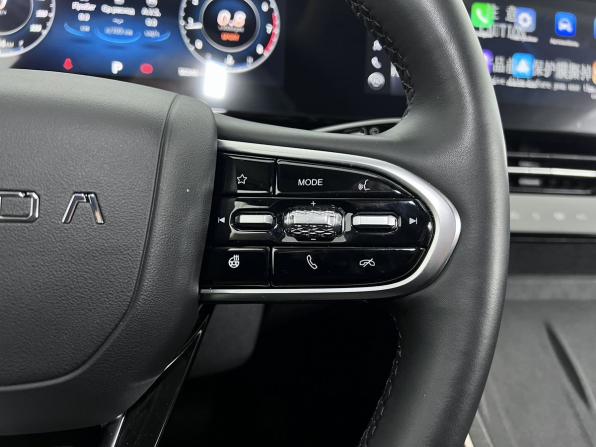 Omoda C5 I Рестайлинг с пробегом 2024 года, цена 2 555 000 рублей, 50338 км, внедорожник, Автокод Объявления