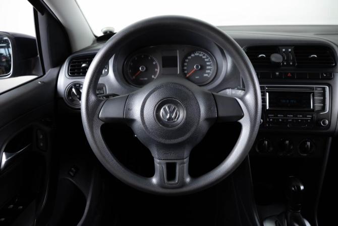 Volkswagen Polo V с пробегом 2012 года, цена 719 000 рублей, 118000 км, седан, Автокод Объявления