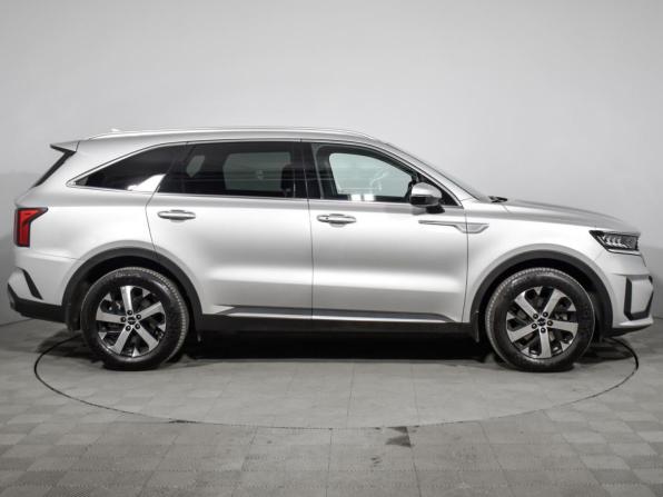 Kia Sorento IV с пробегом 2022 года, цена 4 590 000 рублей, 4211 км, внедорожник, Автокод Объявления