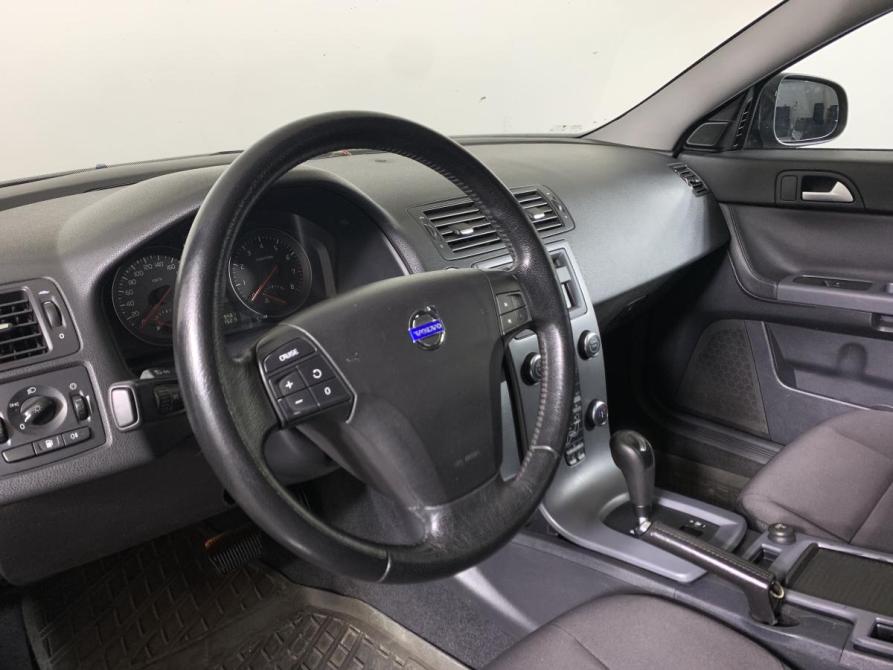 Volvo S40 II Рестайлинг Москва  - изображение 11