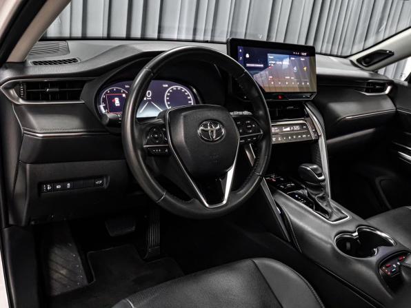Toyota Venza II с пробегом 2023 года, цена 4 349 000 рублей, 34220 км, внедорожник, Автокод Объявления