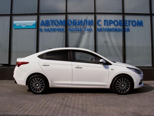 Hyundai Solaris II с пробегом 2019 года, цена 1 329 000 рублей, 129038 км, седан, Автокод Объявления