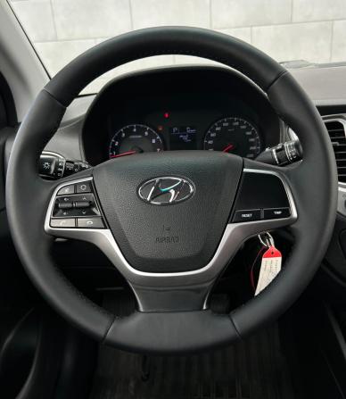 Hyundai Solaris II Рестайлинг с пробегом 2021 года, цена 1 400 000 рублей, 101245 км, седан, Автокод Объявления