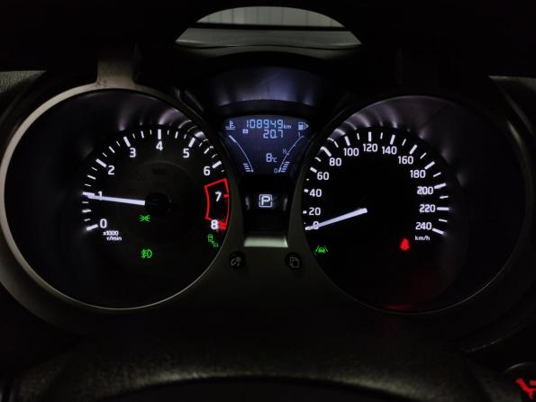 Nissan Juke I Рестайлинг с пробегом 2018 года, цена 1 540 000 рублей, 108945 км, внедорожник, Автокод Объявления
