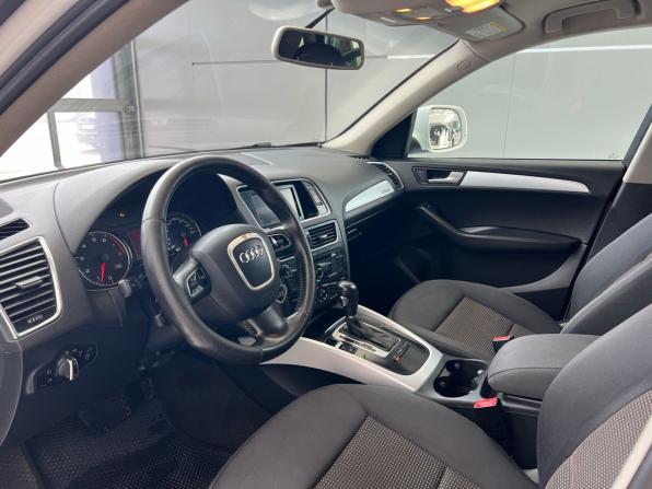 Audi Q5 I (8R) с пробегом 2011 года, цена 1 199 000 рублей, 287286 км, внедорожник, Автокод Объявления