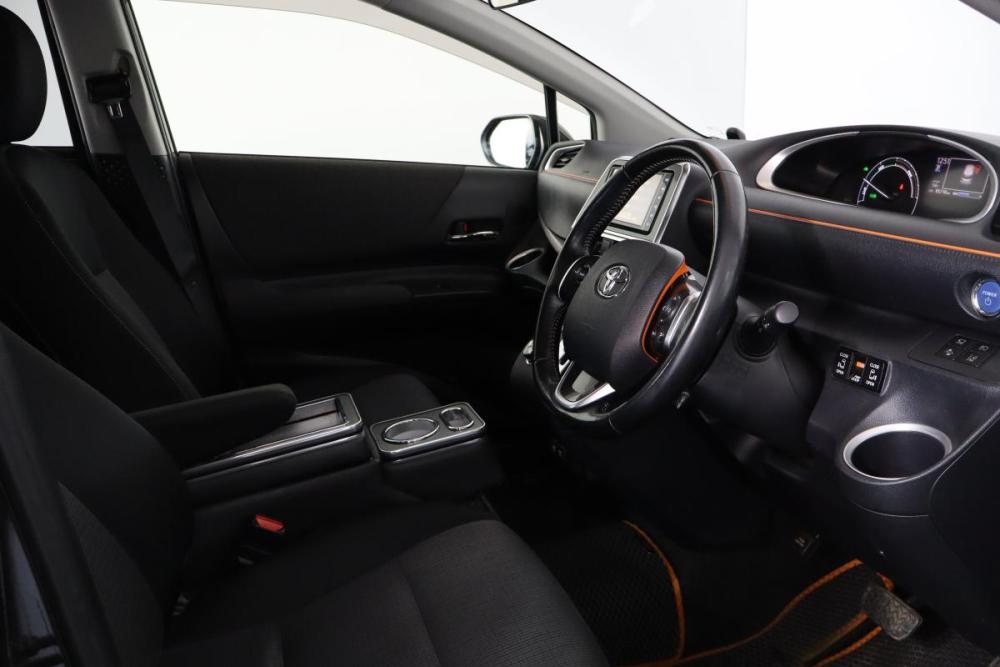 Toyota Sienta II Рестайлинг Санкт-Петербург  - изображение 8