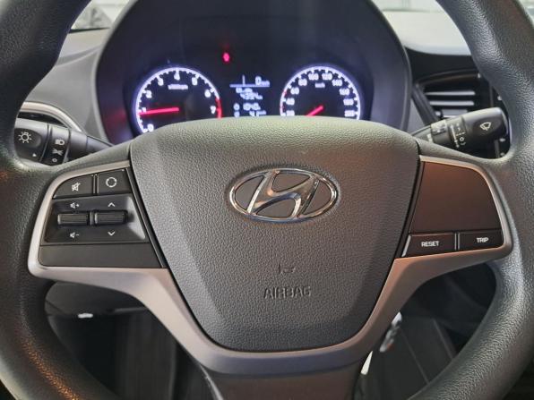 Hyundai Solaris I Рестайлинг с пробегом 2017 года, цена 1 110 000 рублей, 132210 км, седан, Автокод Объявления
