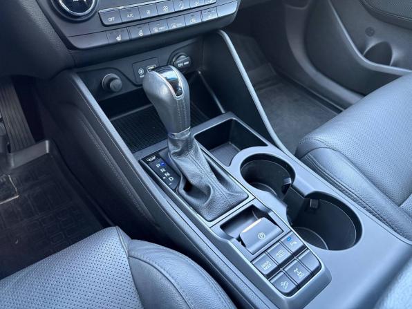 Hyundai Tucson III с пробегом 2017 года, цена 2 095 000 рублей, 123000 км, внедорожник, Автокод Объявления