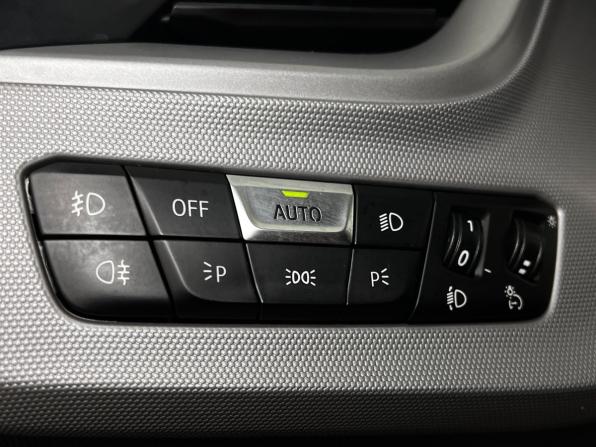 BMW 1 серии III (F40) с пробегом 2020 года, цена 2 100 000 рублей, 130000 км, хэтчбек, Автокод Объявления