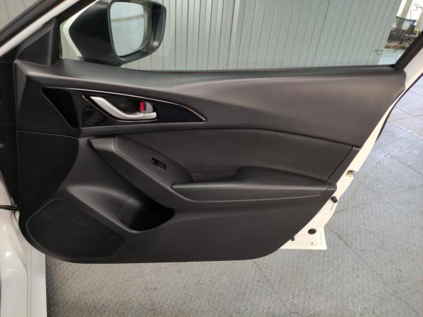 Mazda 3 III (BM) с пробегом 2014 года, цена 1 275 000 рублей, 118183 км, седан, Автокод Объявления