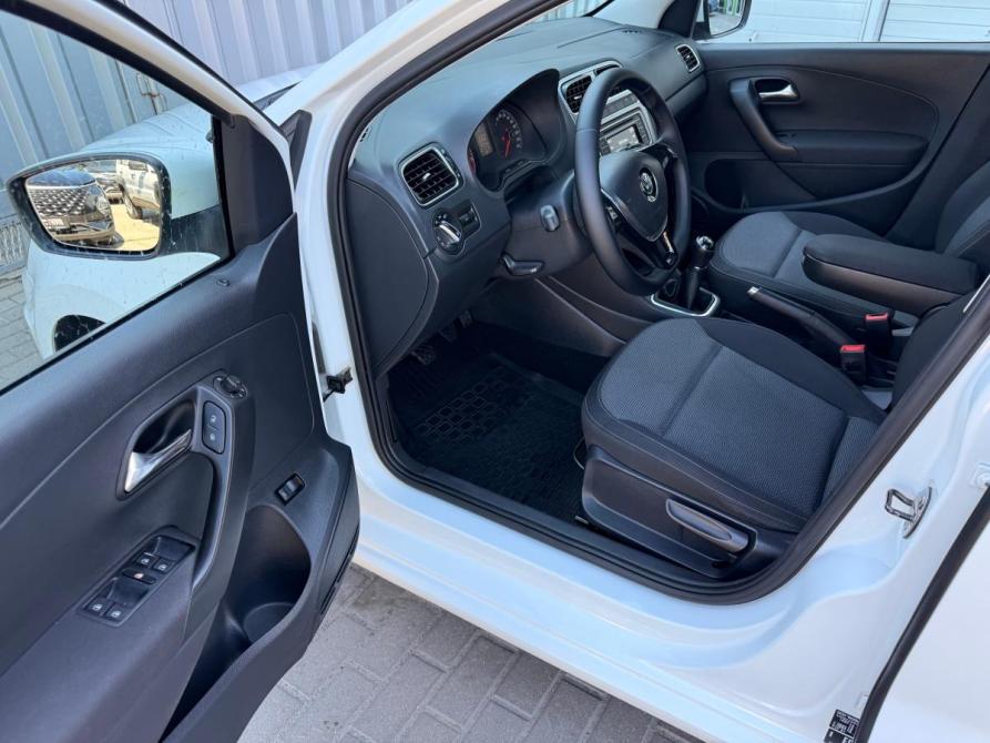 Volkswagen Polo V Рестайлинг Ростов-на-Дону  - изображение 17