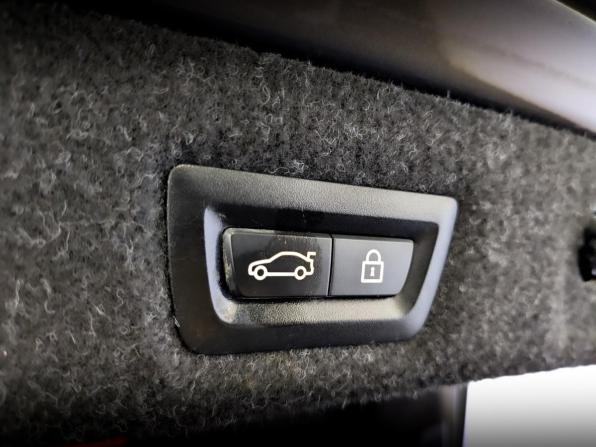BMW 5 серии VII (G30/G31/G38) с пробегом 2018 года, цена 4 795 000 рублей, 104100 км, седан, Автокод Объявления