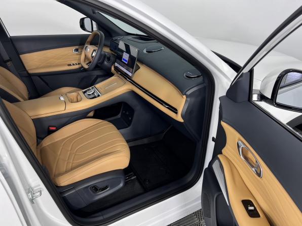 Geely Galaxy Starship 7 с пробегом 2025 года, цена 3 500 000 рублей, 247 км, внедорожник, Автокод Объявления