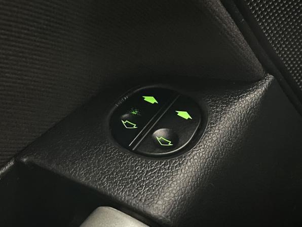 Ford Fusion I Рестайлинг с пробегом 2007 года, цена 249 900 рублей, 330000 км, хэтчбек, Автокод Объявления