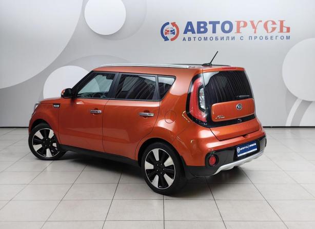 Kia Soul II Рестайлинг с пробегом 2017 года, цена 1 225 000 рублей, 214100 км, хэтчбек, Автокод Объявления