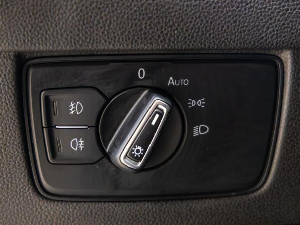 Volkswagen Passat B8 с пробегом 2018 года, цена 1 798 000 рублей, 138946 км, седан, Автокод Объявления