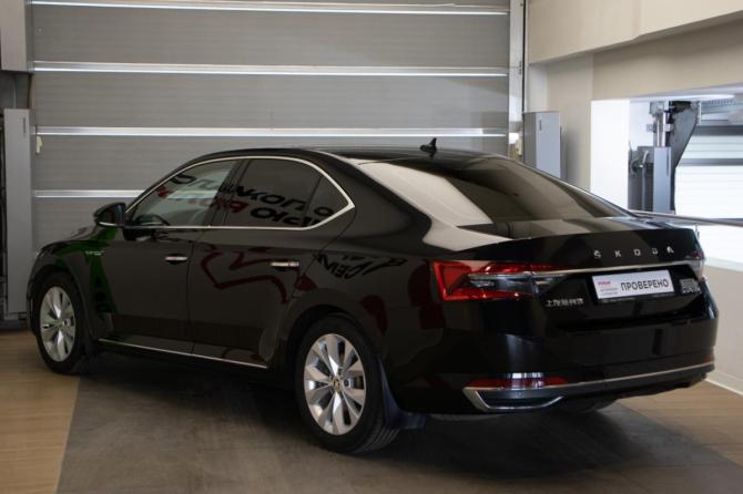 Skoda Superb III Рестайлинг с пробегом 2020 года, цена 2 460 000 рублей, 80622 км, лифтбек, Автокод Объявления