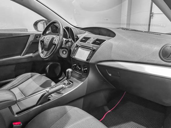 Mazda 3 II (BL) Рестайлинг с пробегом 2013 года, цена 934 351 рубль, 190002 км, седан, Автокод Объявления