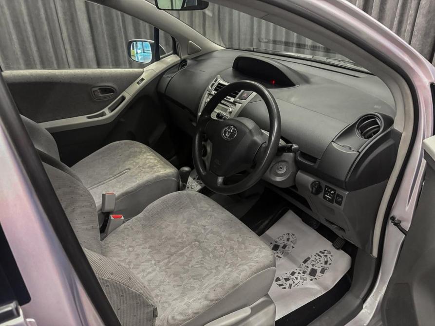 Toyota Vitz II (XP90) Красноярск  - изображение 9