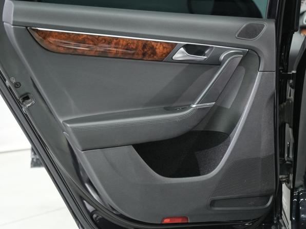 Volkswagen Passat B7 с пробегом 2012 года, цена 929 000 рублей, 171000 км, универсал, Автокод Объявления