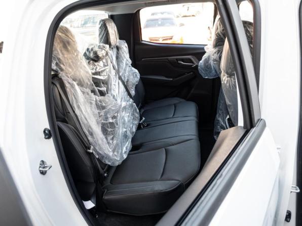 Isuzu D-Max III с пробегом 2025 года, цена 4 050 000 рублей, 20 км, offers.body_type.unknown, Автокод Объявления
