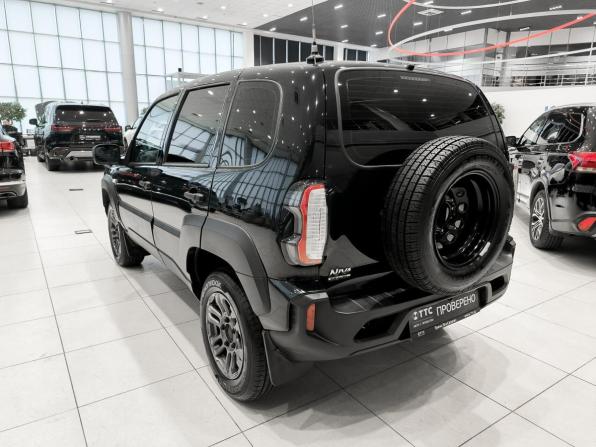 Lada (ВАЗ) Niva Travel I с пробегом 2024 года, цена 1 075 000 рублей, 29502 км, внедорожник, Автокод Объявления